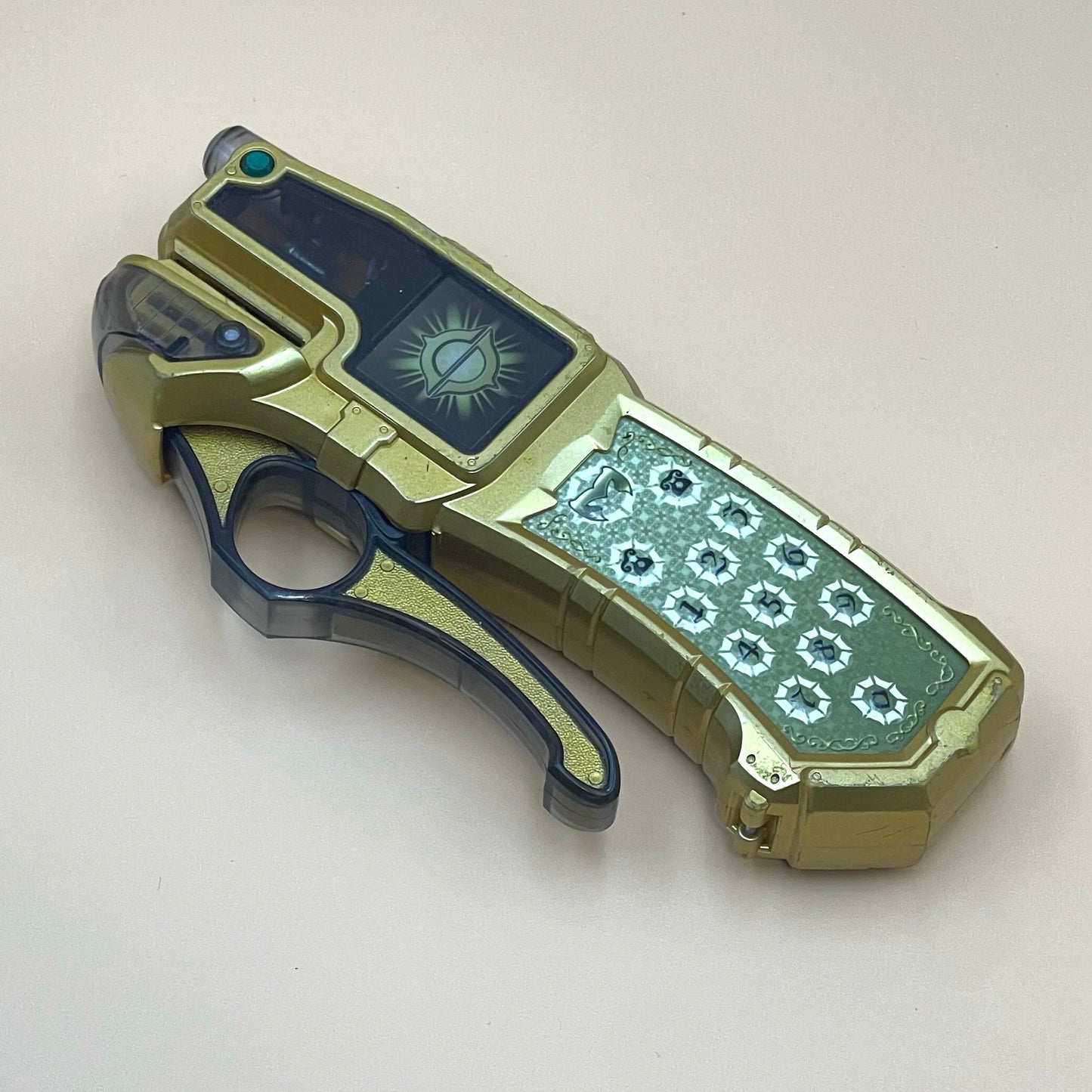 Solar Cell Gold Morpher - Power Rangers Mystic Force | DX Grip Phone Gold | Super Sentai Magiranger