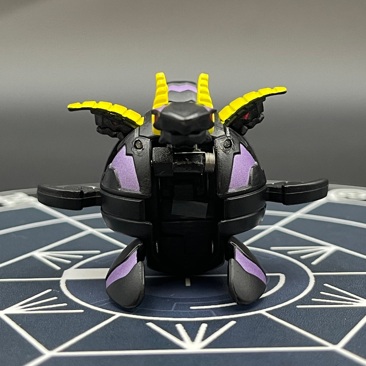 Darkus Midnight Percival B2 Bakugan New Vestroia