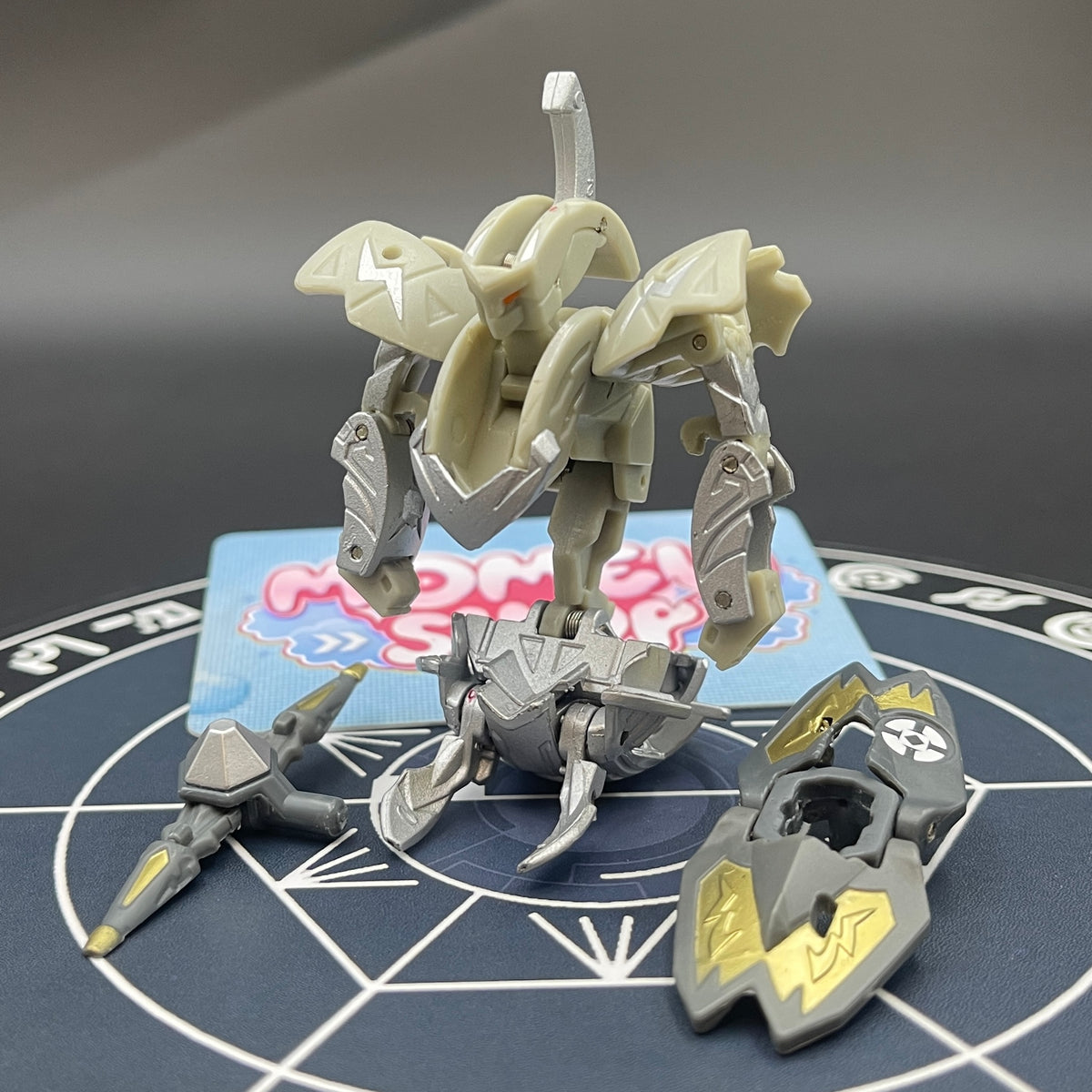 Haos Wolfurio & Gold Lanzato Bakugan Mechtanium Surge