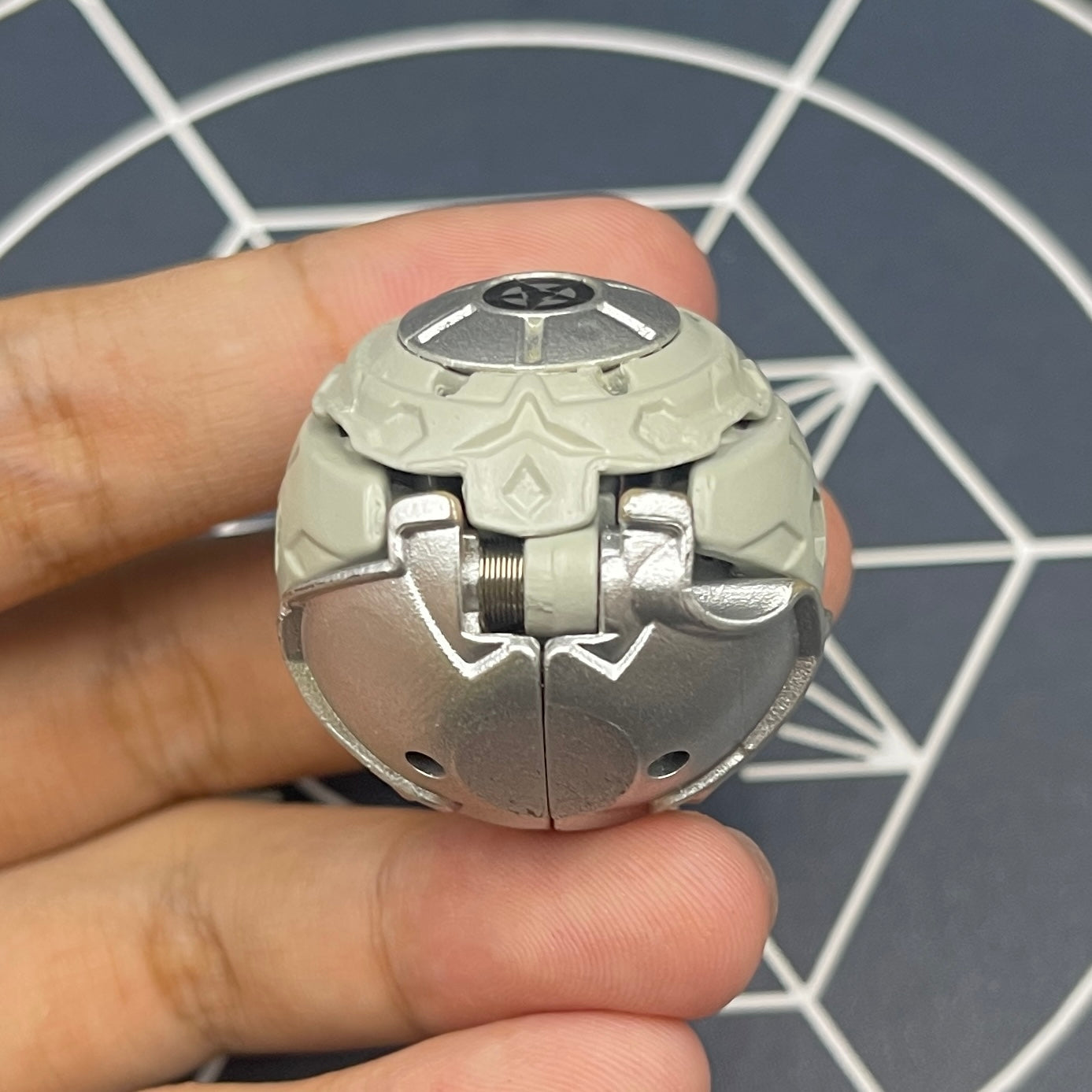 Haos Infinity Helios B2 Bakugan Mechtanium Surge