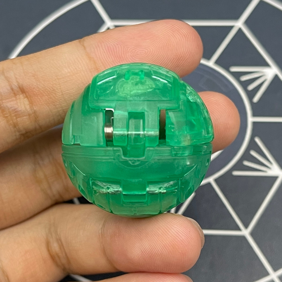Fourtress B2 Ventus Translucent | Bakugan Battle Brawlers (Rare!!)