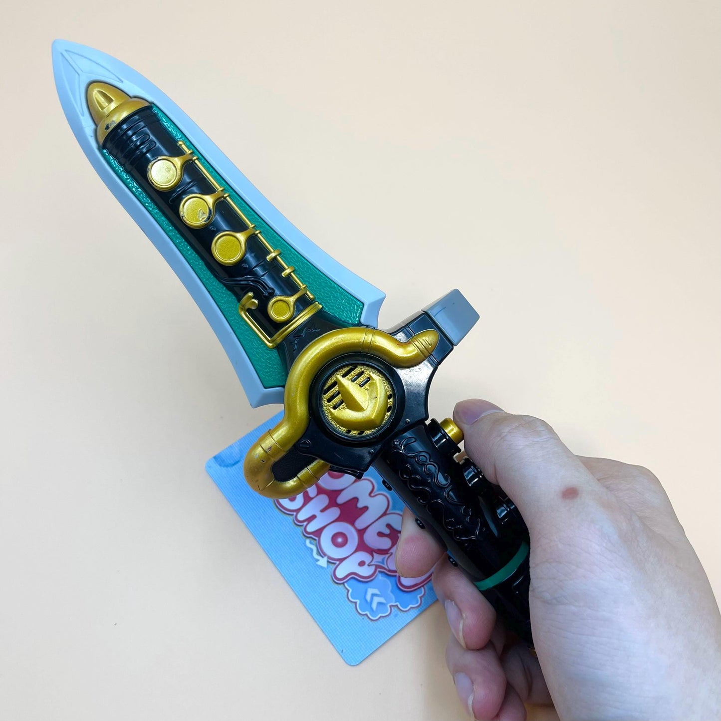 Zyusouken & Dragon Dagger from Mighty Morphin Power Rangers also known as DX Change from Super Sentai Zyuranger 1992, vintage DX Morpher roleplay collectible for Dragon ranger fans.