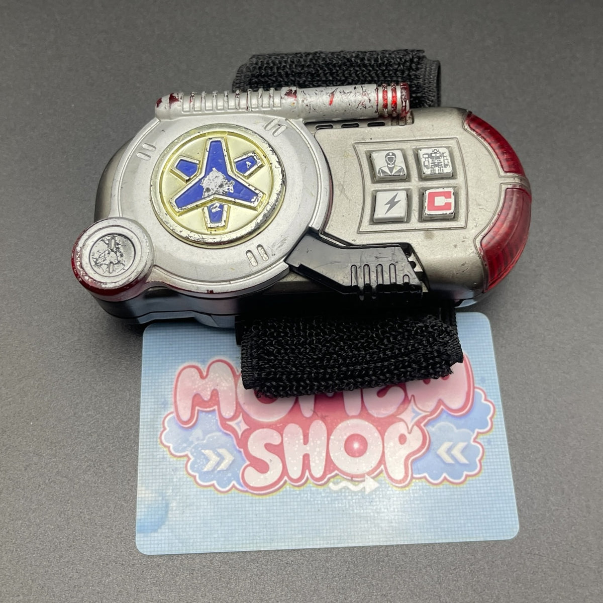 US version Power Rangers Lightspeed Rescue Rescue Morpher in closed wrist mode configuration.