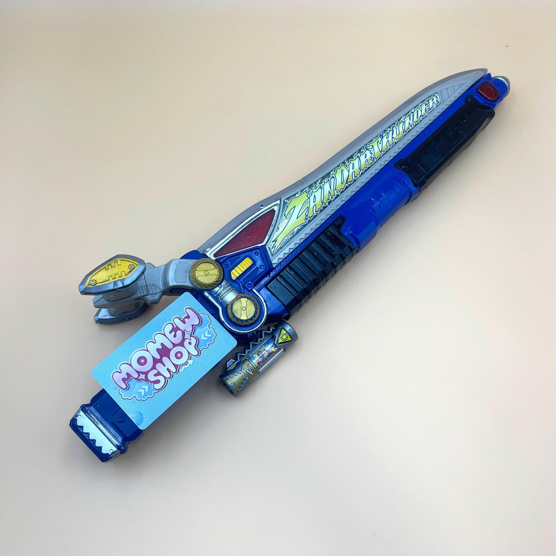 DX Zandar Thunder & Ptera Saber from Power Rangers Dino Charge 2015, also known as DX Change from Super Sentai Kyoryuger 2013, vintage DX Morpher roleplay collectible for Dino Charge Gold Ranger fans.