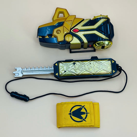 DX Brachio Morpher & DX Dino Commander from Power Rangers Dino Thunder 2004, also known as DX Change from Super Sentai Abaranger 2003, vintage DX Morpher roleplay collectible for Black Dino Ranger fans.
