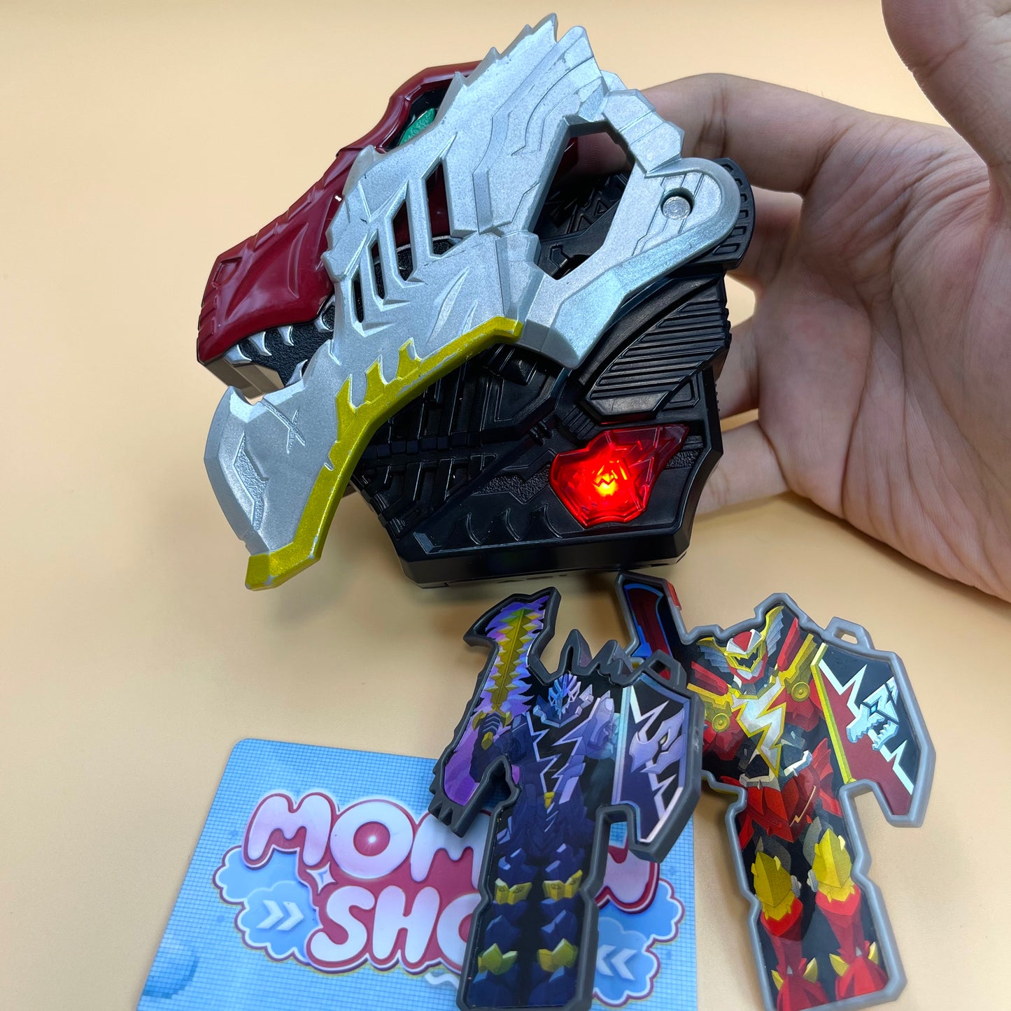 Dino Fury Morpher - Power Rangers Dino Fury - America Version