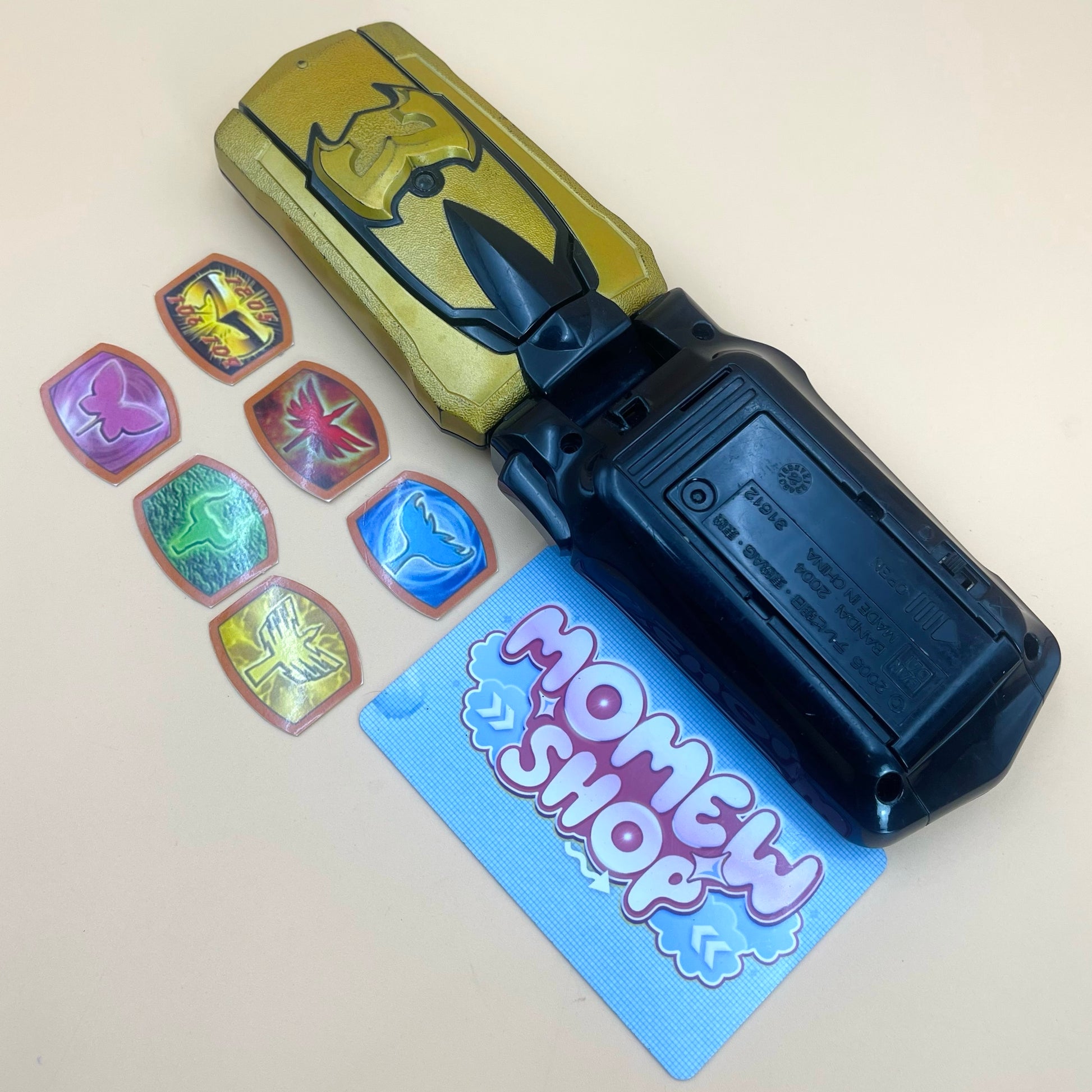 DX MagiPhone & DX Mystic Morpher from Power Rangers Mystic Force 2006, also known as DX Change from Super Sentai Magiranger 2005, vintage DX Morpher roleplay collectible for Mystic Rangers fans.
