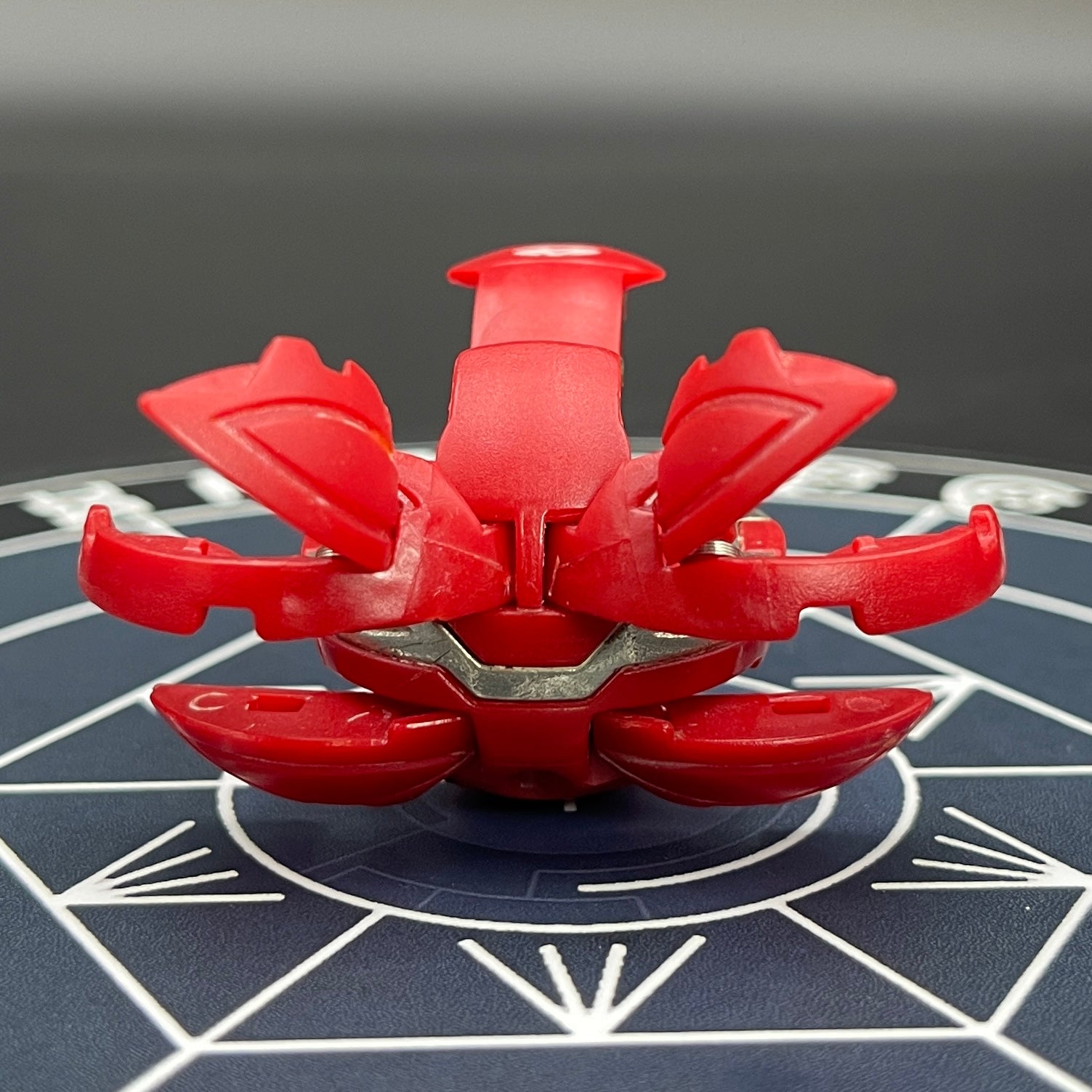 Pyrus Infinity Dragonoid B2 Bakugan Battle Brawlers