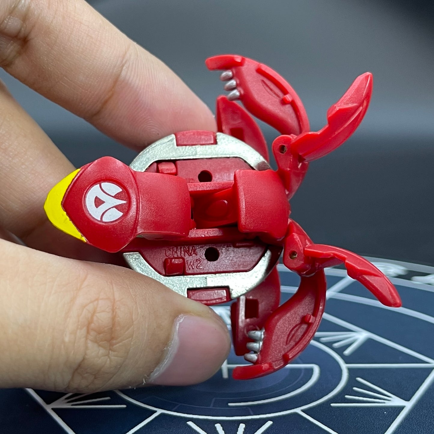 Pyrus Infinity Dragonoid B2 Bakugan Battle Brawlers