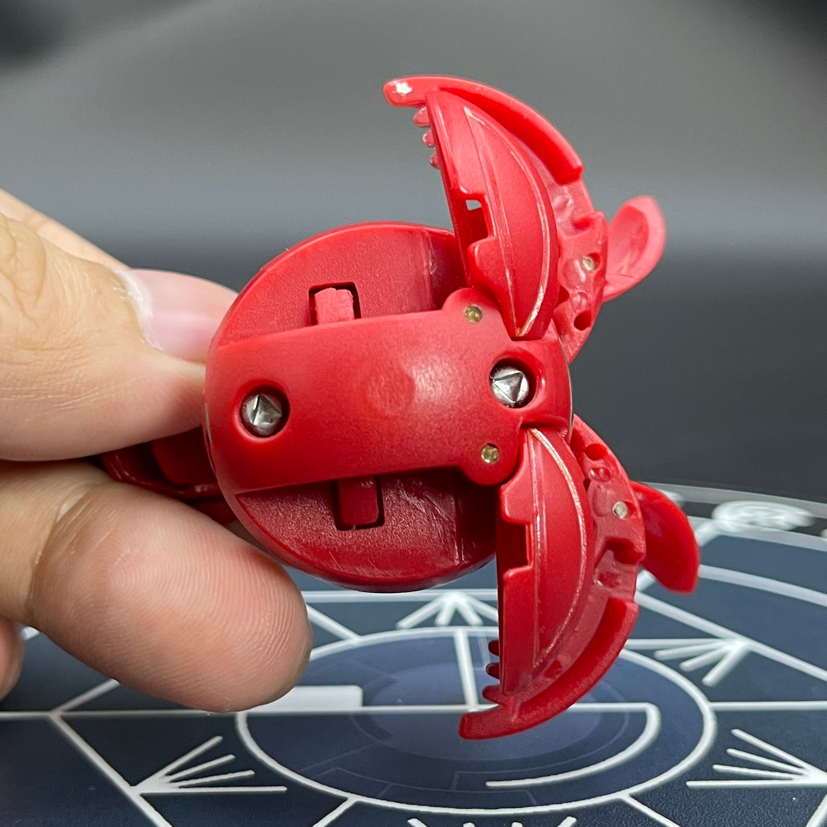 Pyrus Infinity Dragonoid B2 Bakugan Battle Brawlers