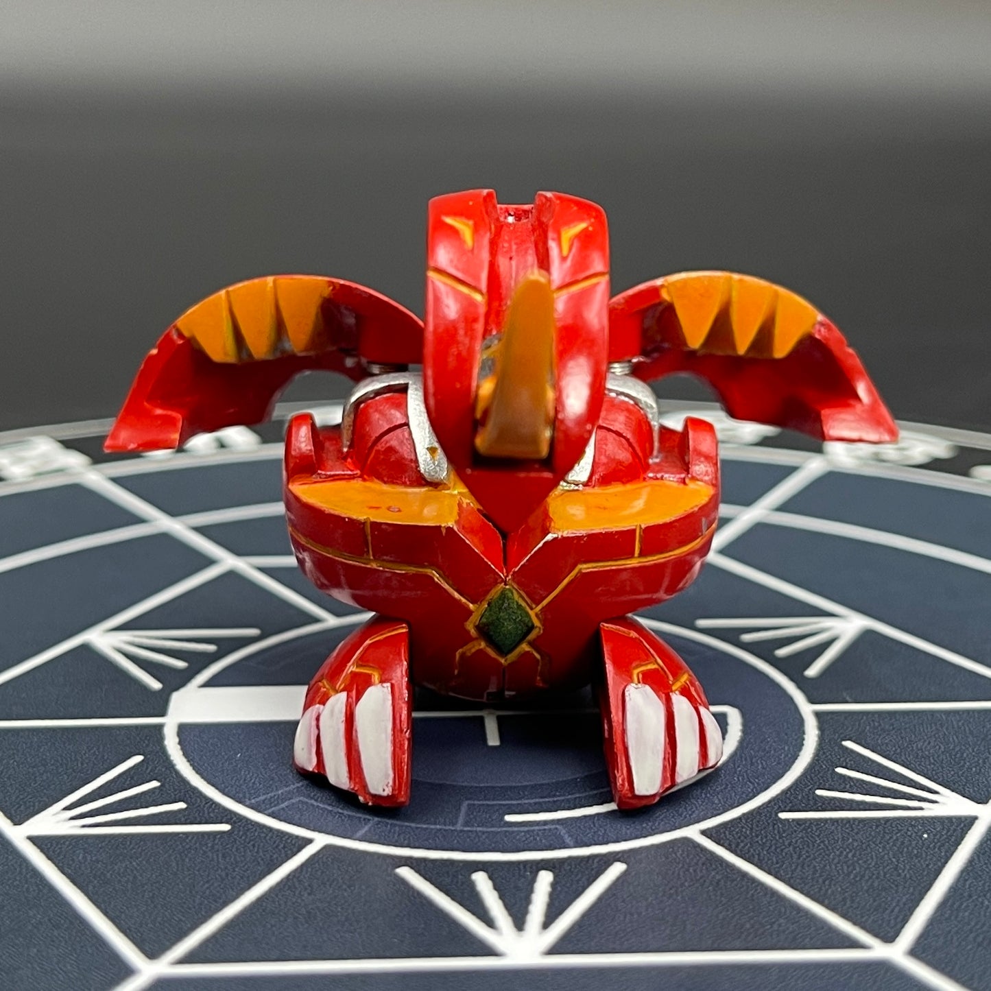 Pyrus Infinity Dragonoid Ver.Anime Bakugan Battle Brawlers