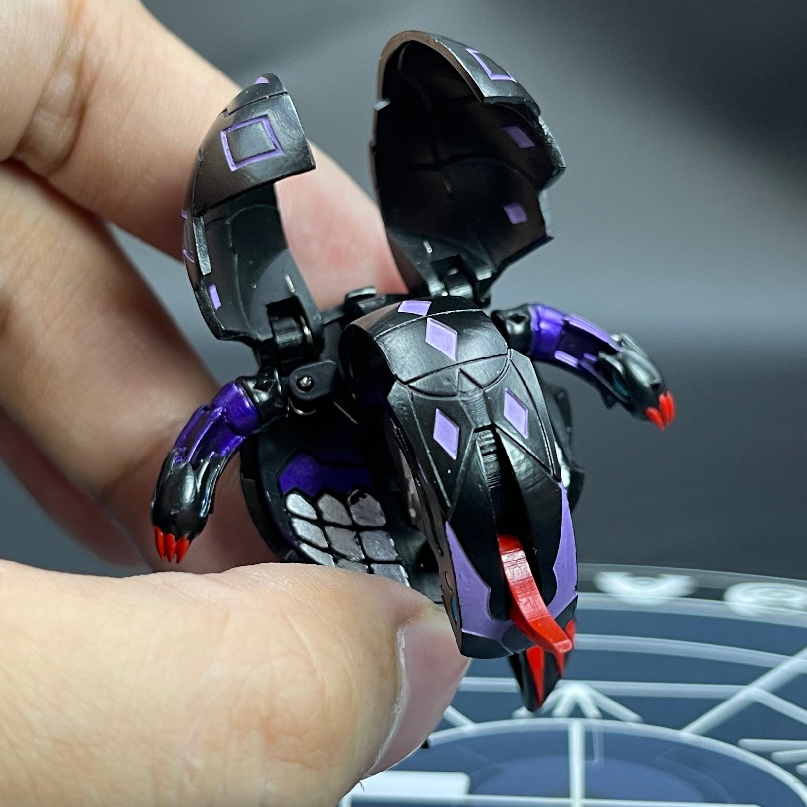 Darkus Alpha Hydranoid B2 Ver. Anime Bakugan Battle Brawlers