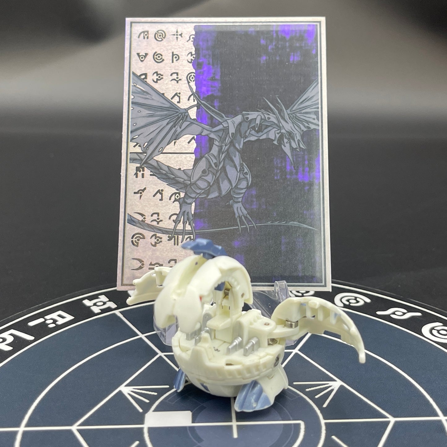 White Naga B2 Bakugan Battle Brawlers