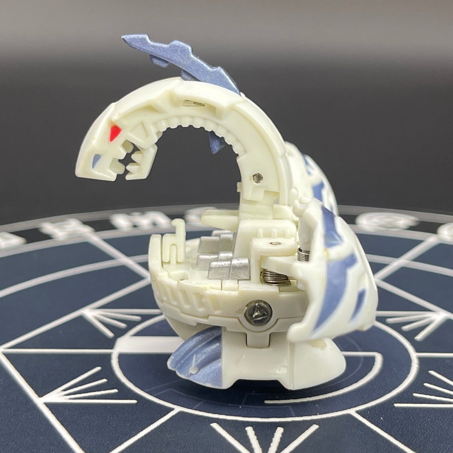 White Naga B2 Bakugan Battle Brawlers