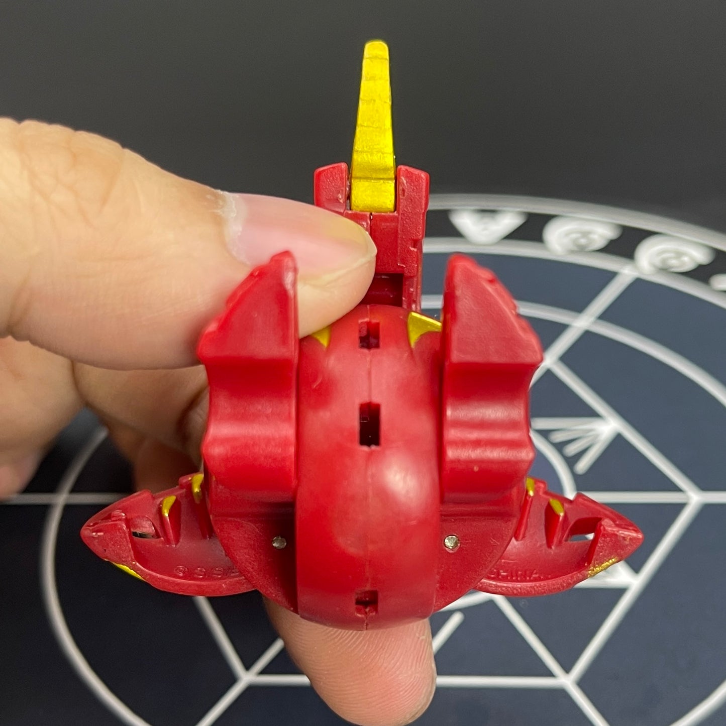 Pyrus Dragonoid B2 Bakugan Battle Brawlers Newly Painted in Gold