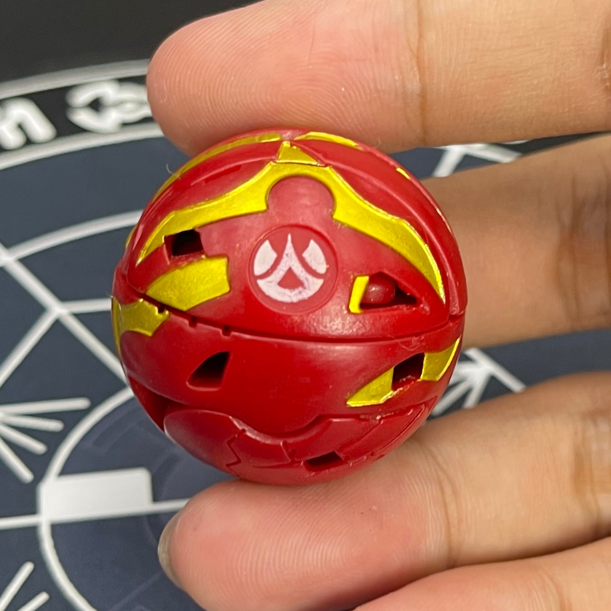 Pyrus Dragonoid B2 Bakugan Battle Brawlers Newly Painted in Gold