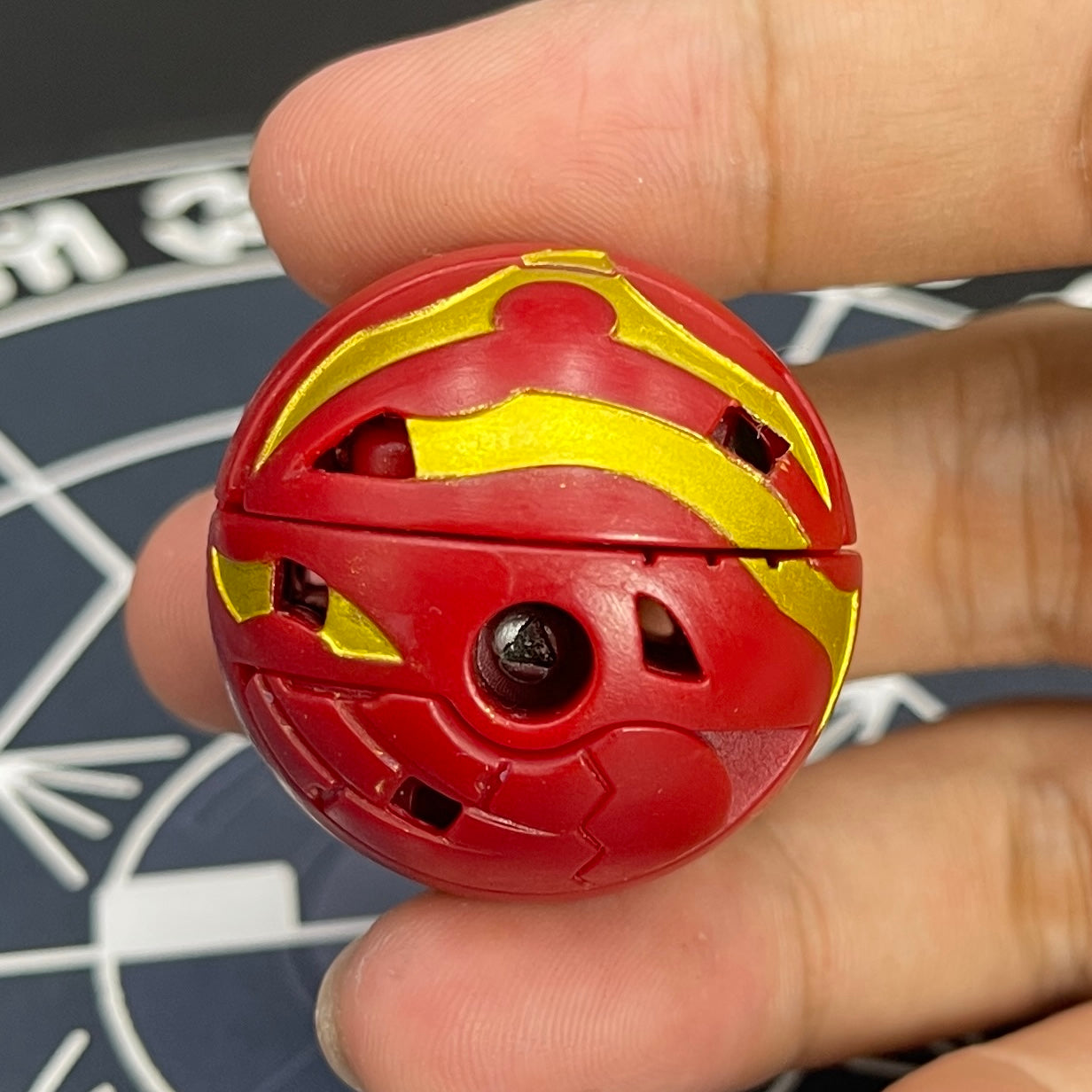 Pyrus Dragonoid B2 Bakugan Battle Brawlers Newly Painted in Gold