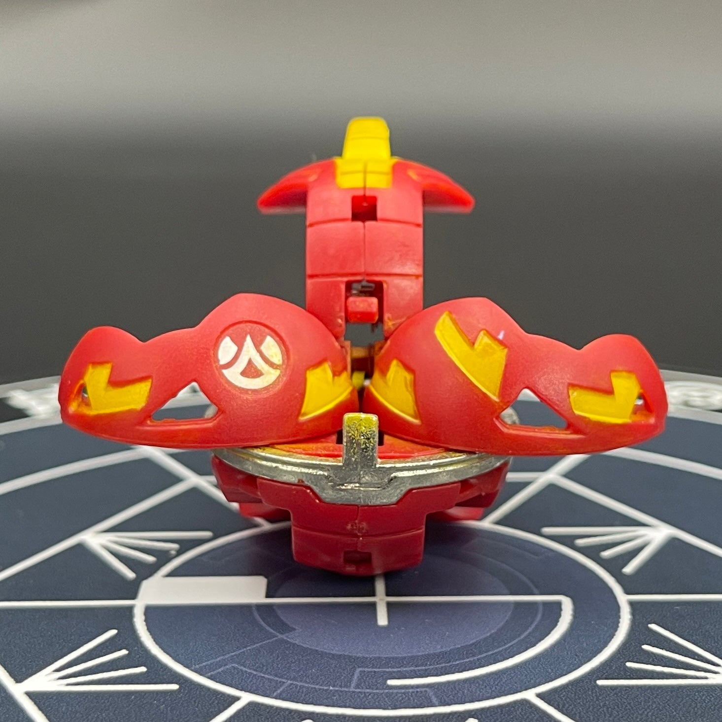 Pyrus Delta Dragonoid B2 Bakugan Battle Brawlers Paint Applied To Specific Parts Only