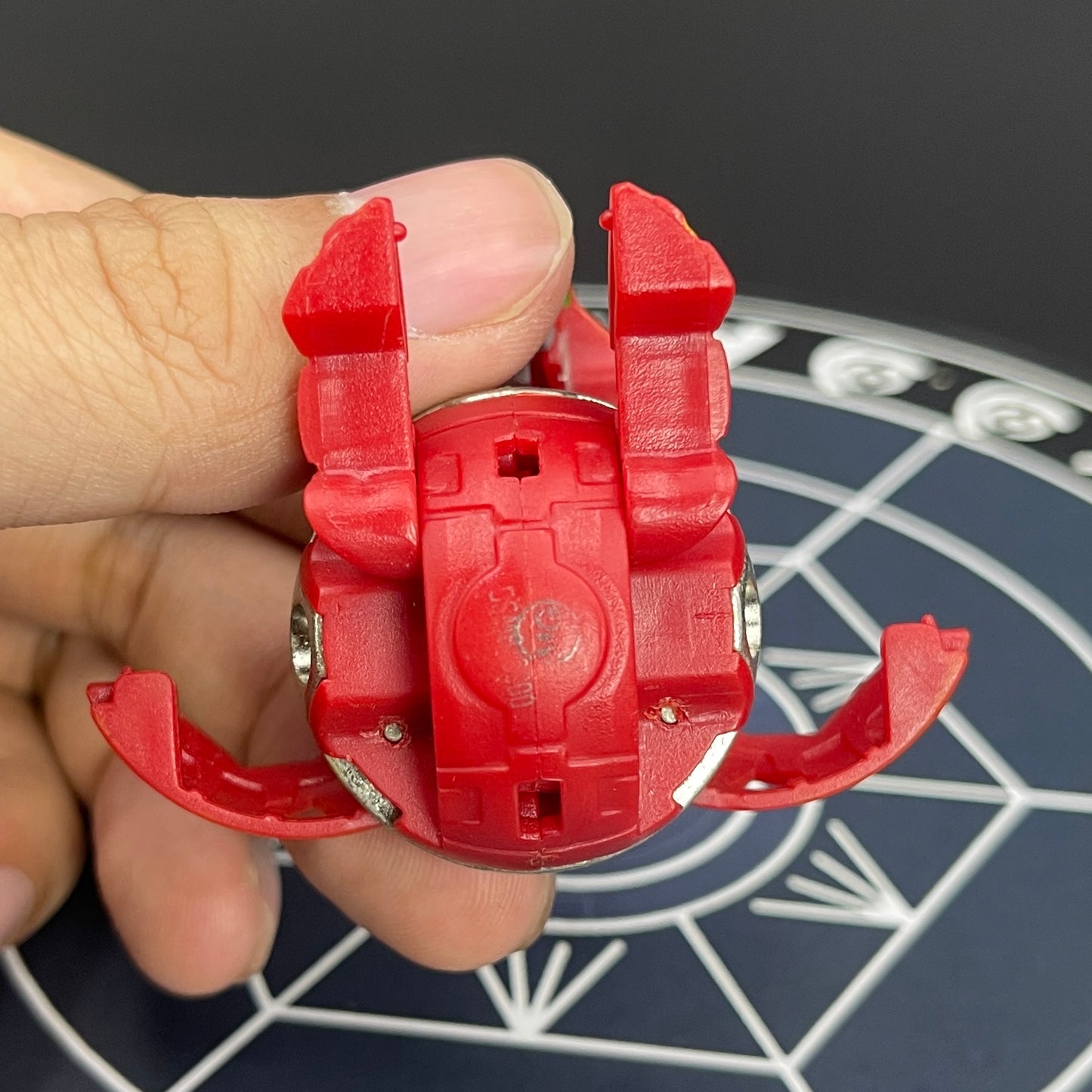 Pyrus Delta Dragonoid B2 Bakugan Battle Brawlers Paint Applied To Specific Parts Only