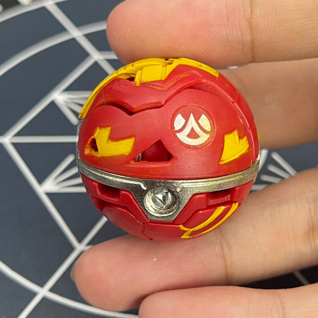 Pyrus Delta Dragonoid B2 Bakugan Battle Brawlers Paint Applied To Specific Parts Only