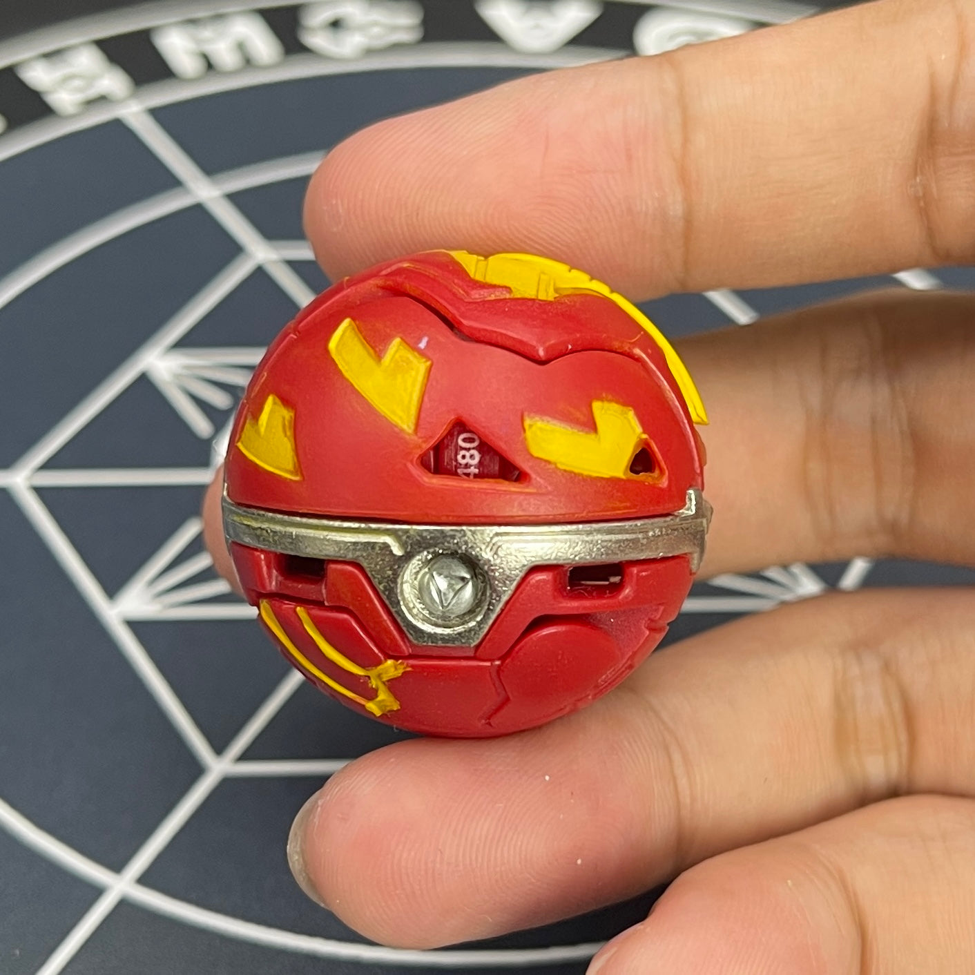Pyrus Delta Dragonoid B2 Bakugan Battle Brawlers Paint Applied To Specific Parts Only