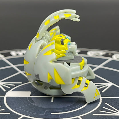 Haos Blade Tigrerra B2 Bakugan Battle Brawlers Paint Applied To Specific Parts Only