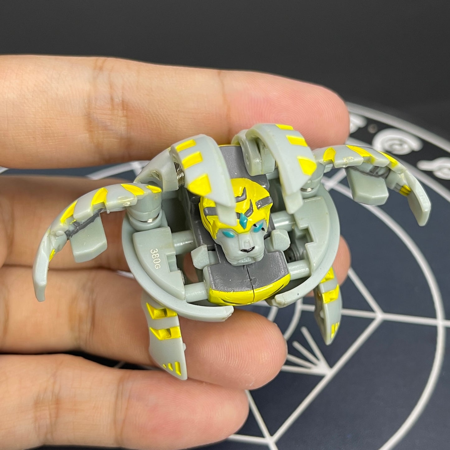 Haos Blade Tigrerra B2 Bakugan Battle Brawlers Paint Applied To Specific Parts Only