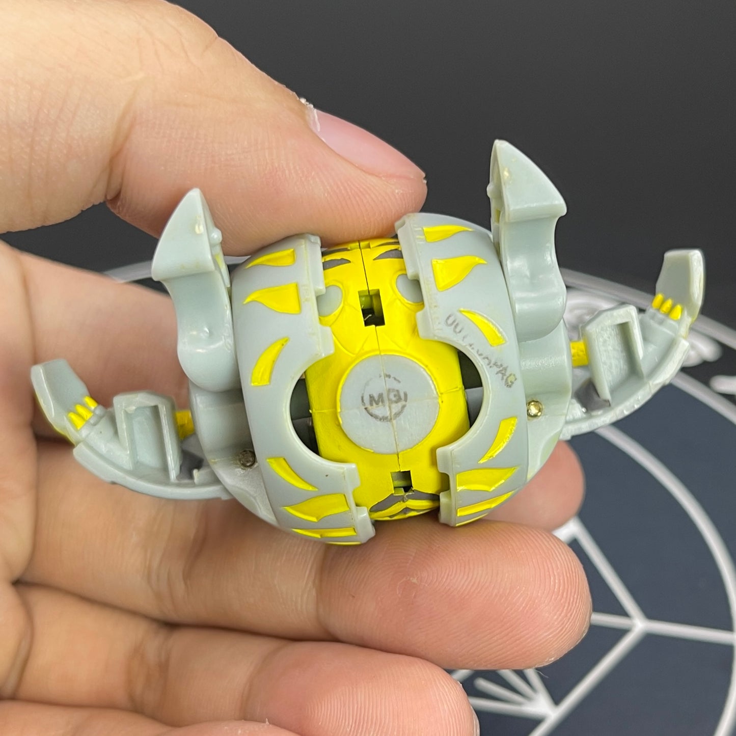 Haos Blade Tigrerra B2 Bakugan Battle Brawlers Paint Applied To Specific Parts Only