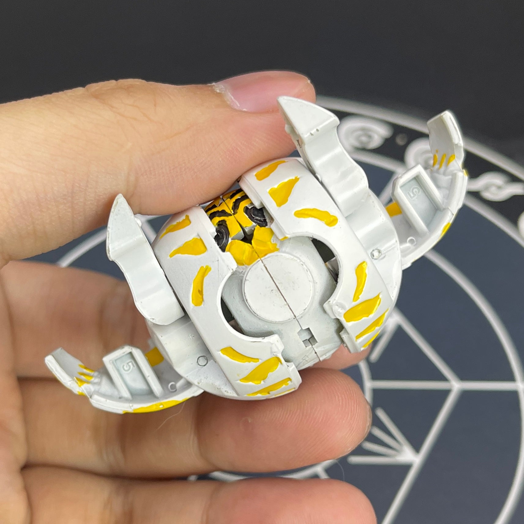 Haos Blade Tigrerra B2 Bakugan Battle Brawlers Newly Painted To Match The Anime Version