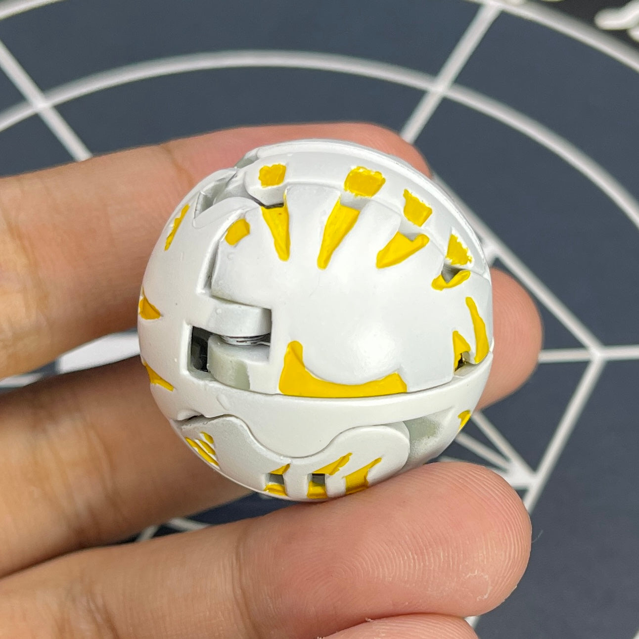 Haos Blade Tigrerra B2 Bakugan Battle Brawlers Newly Painted To Match The Anime Version
