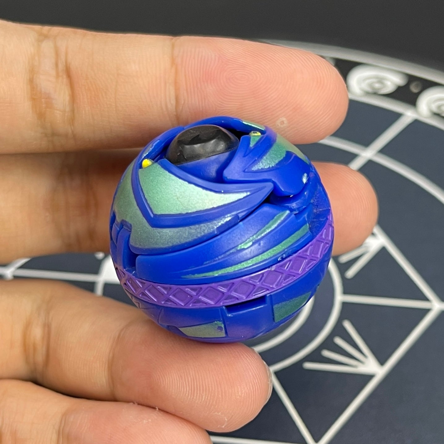 Aquos Diablo B2 Bakugan Battle Brawlers