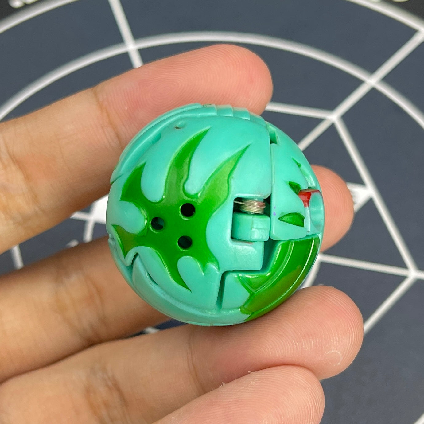 Ventus Storm Skyress B2 Bakugan Battle Brawlers Paint Applied To Specific Parts Only