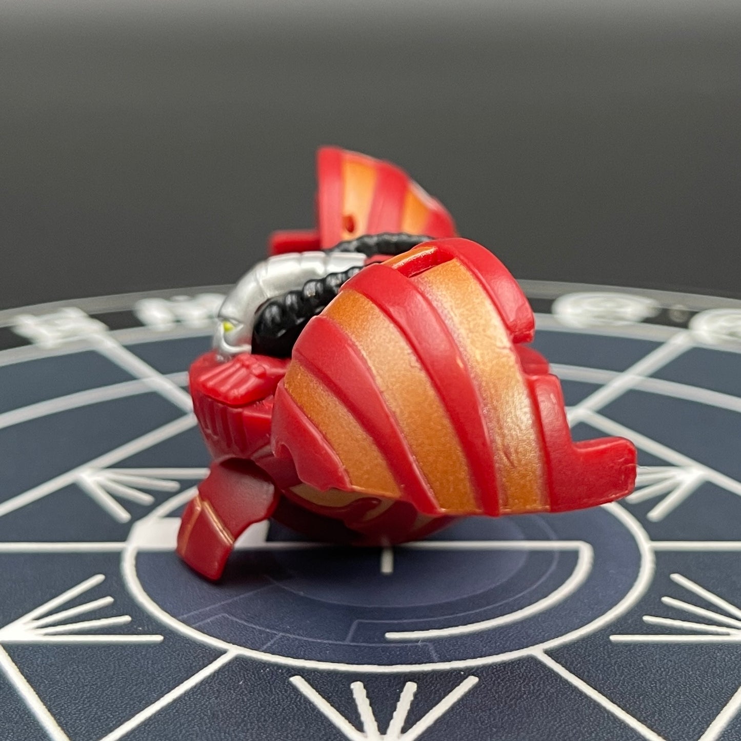 Pyrus Gargonoid B2 Bakugan Battle Brawlers