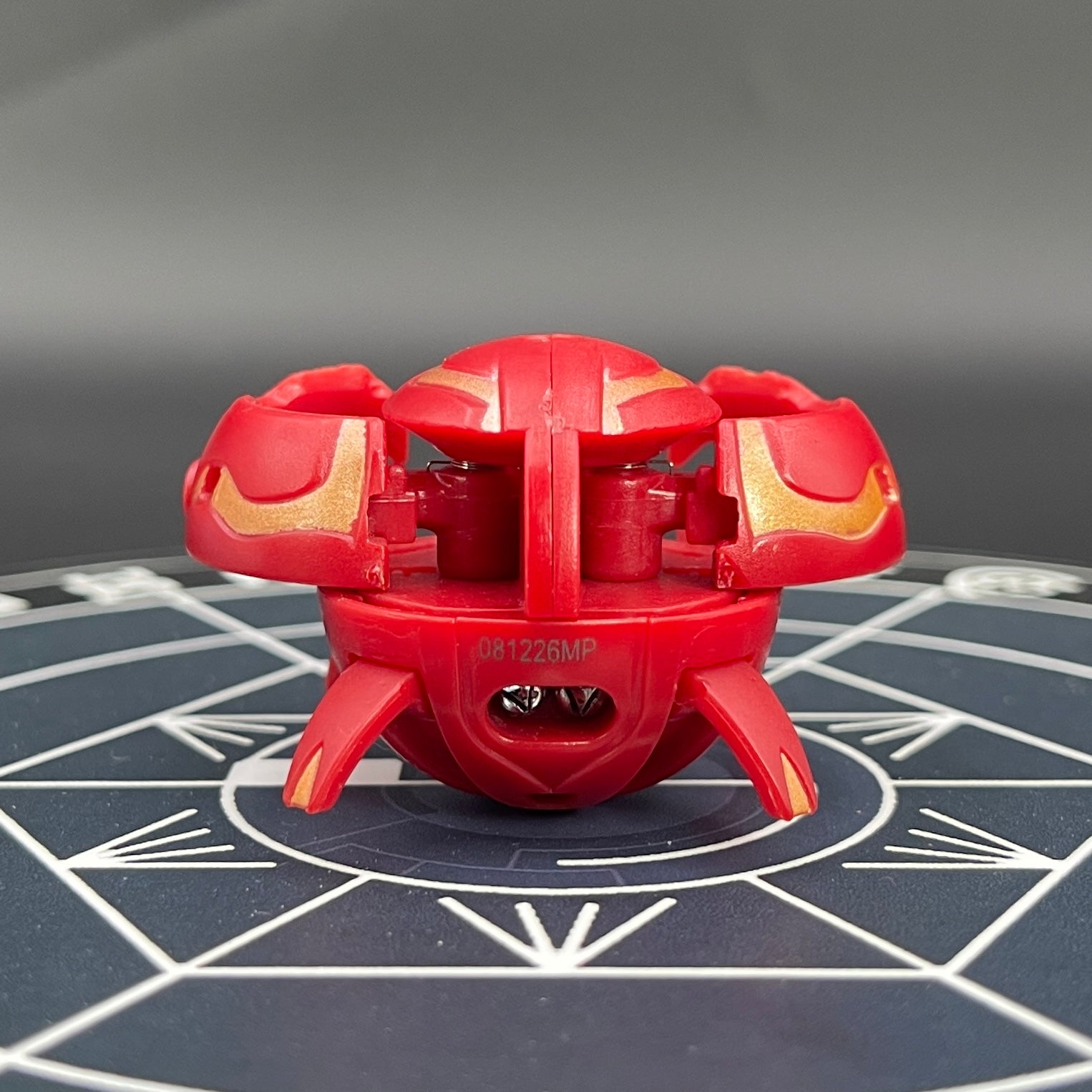 Pyrus Terrorclaw B2 Bakugan Battle Brawlers