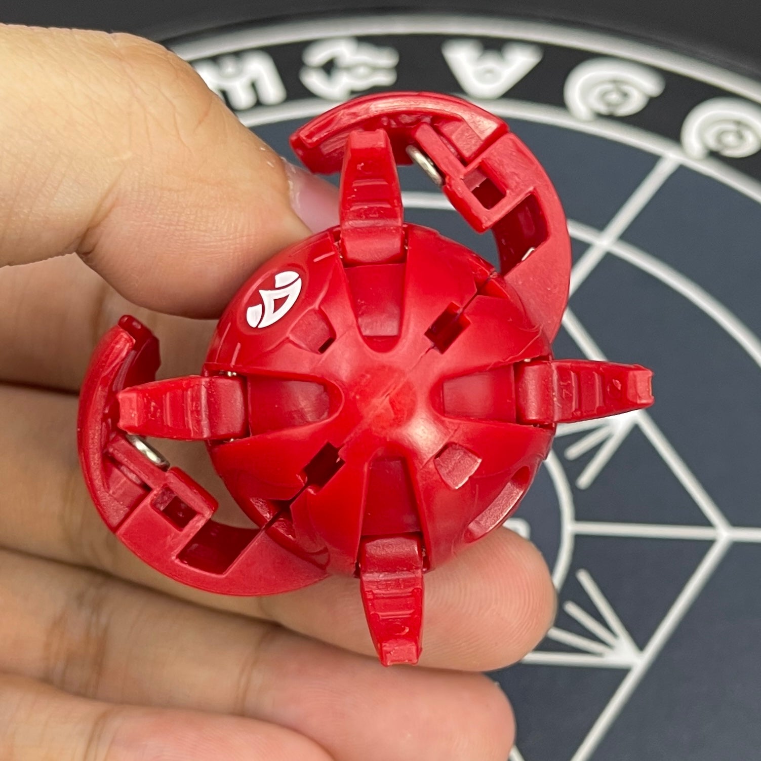 Pyrus Terrorclaw B2 Bakugan Battle Brawlers