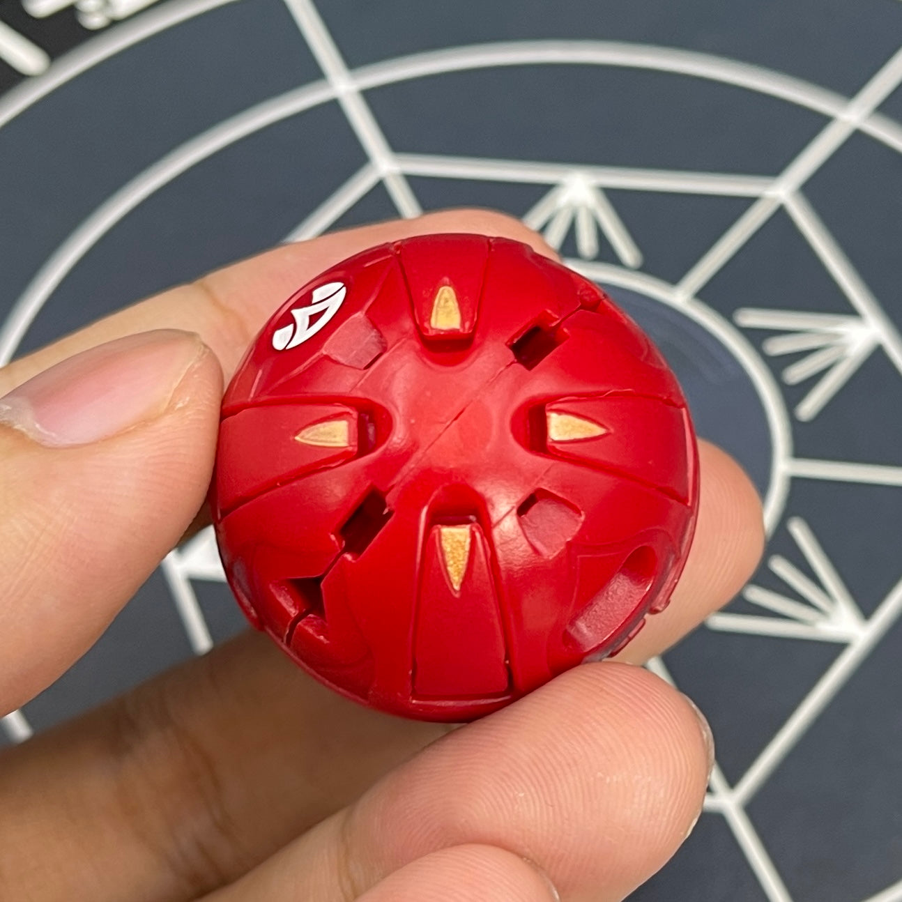Pyrus Terrorclaw B2 Bakugan Battle Brawlers