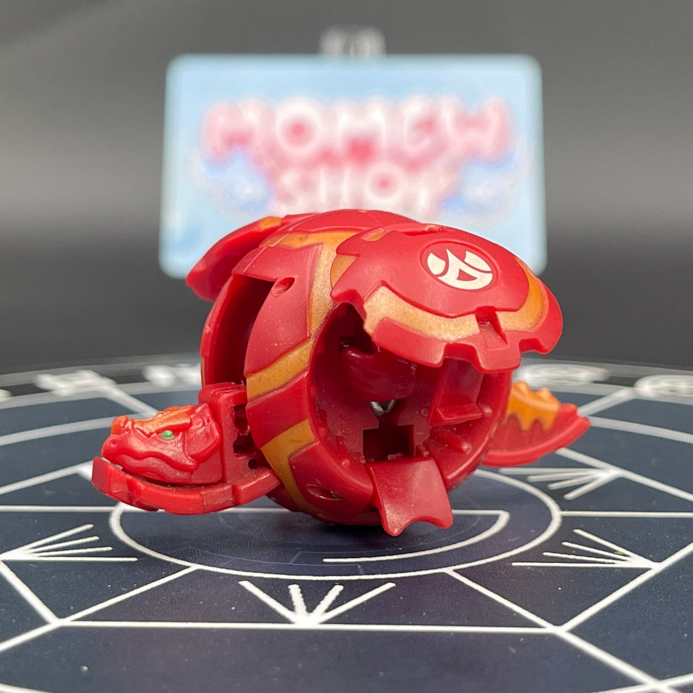 Pyrus Saurus B2 Bakugan Battle Brawlers