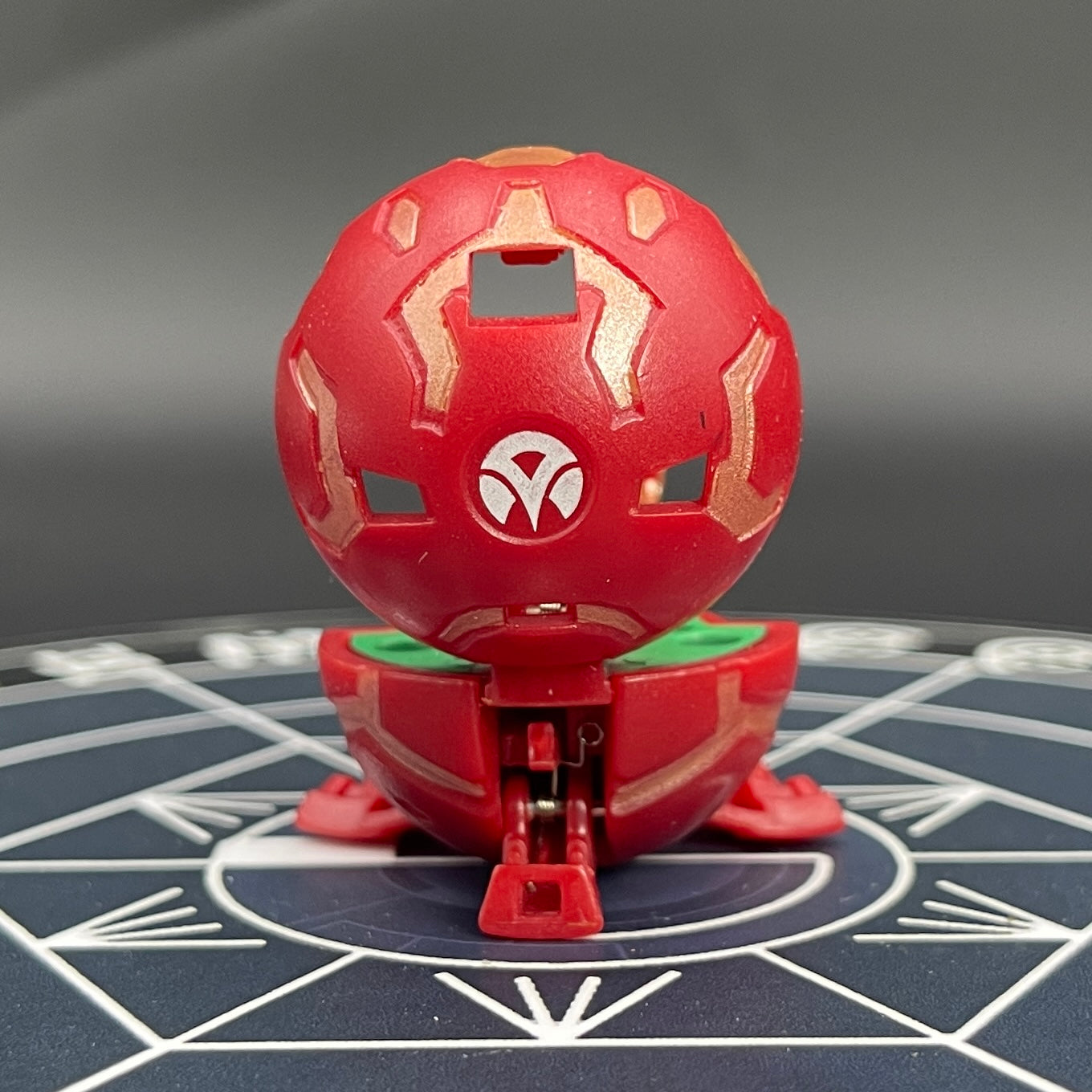 Pyrus Juggernoid B2 Bakugan Battle Brawlers