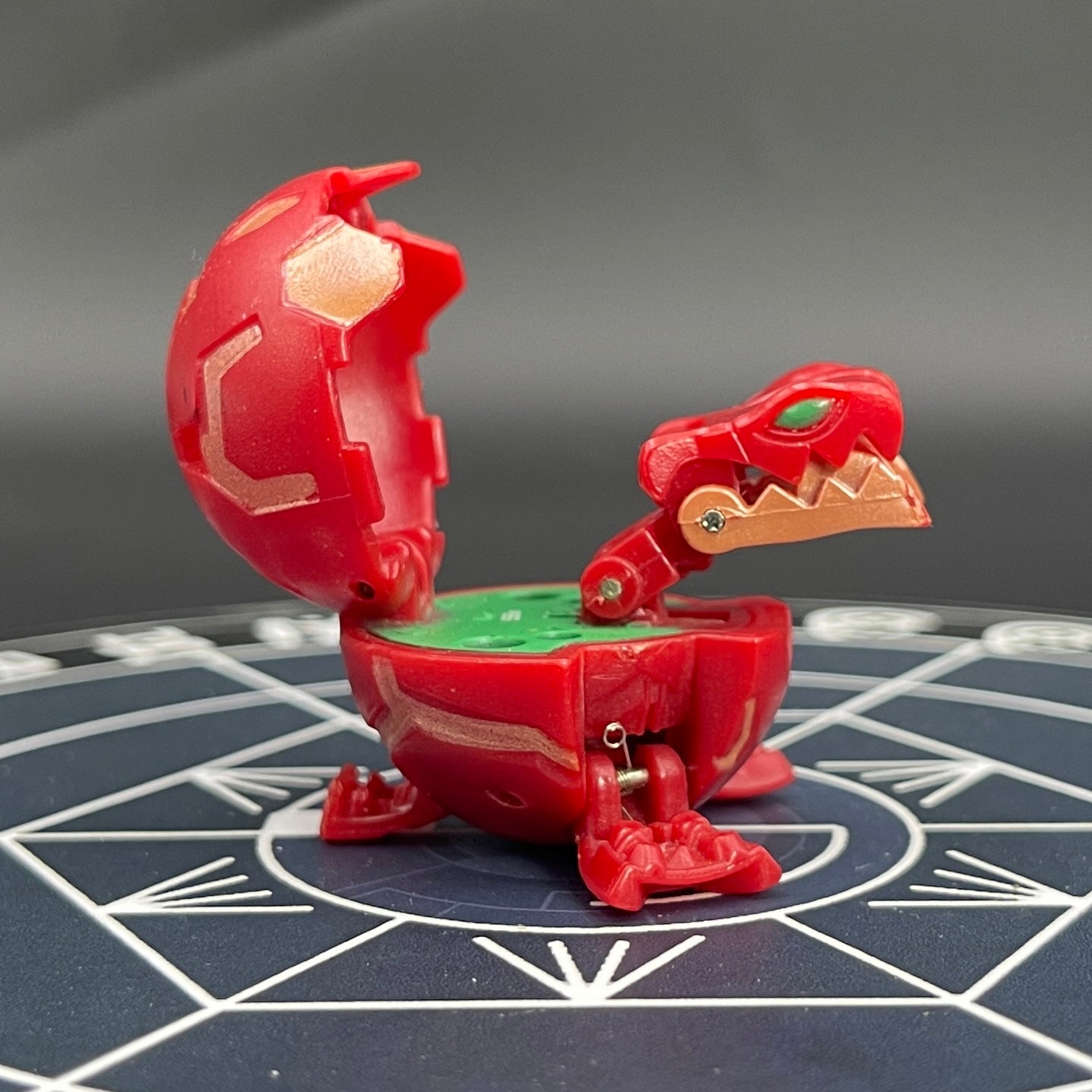 Pyrus Juggernoid B2 Bakugan Battle Brawlers