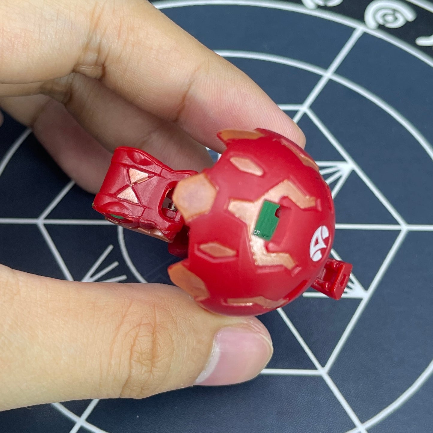 Pyrus Juggernoid B2 Bakugan Battle Brawlers