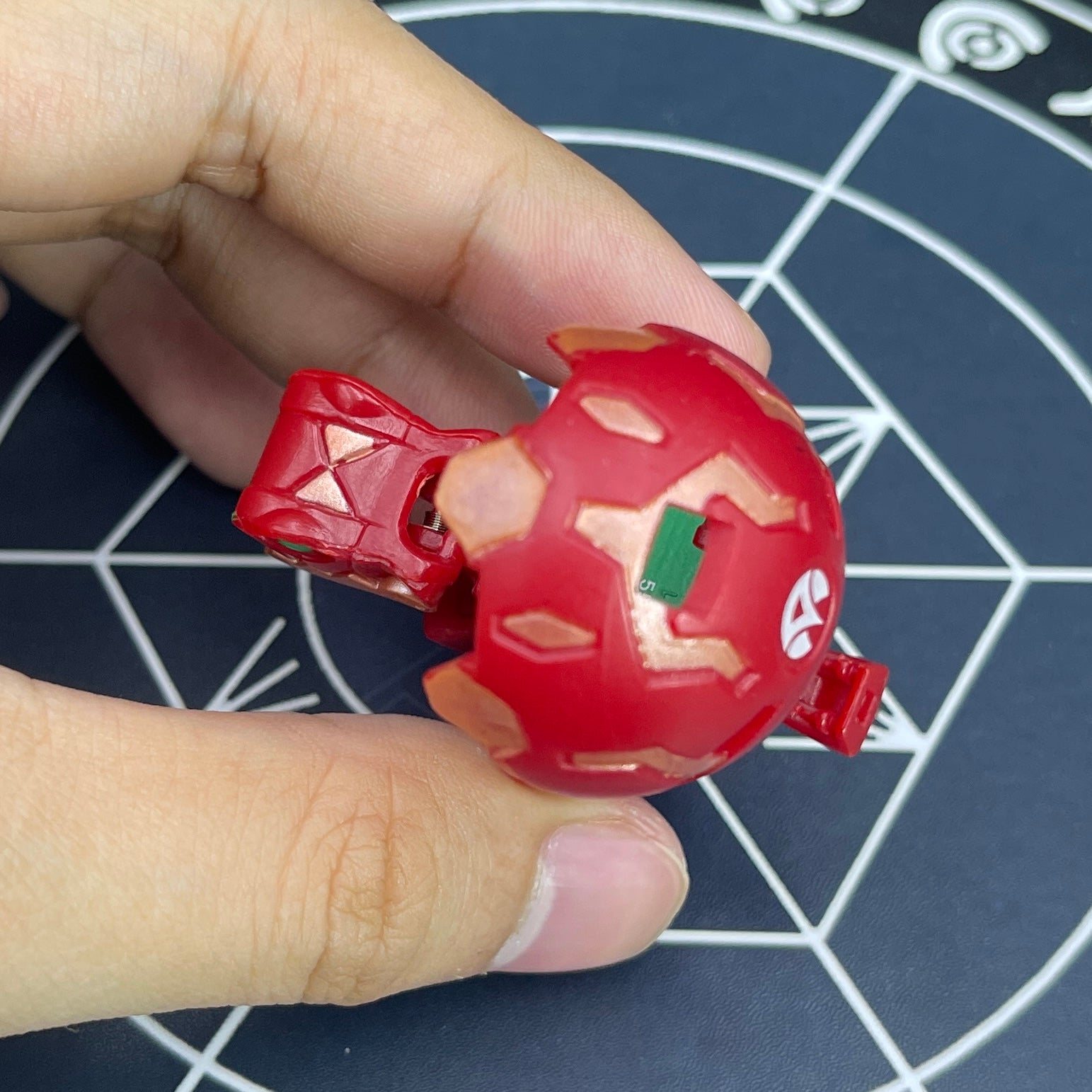 Pyrus Juggernoid B2 Bakugan Battle Brawlers