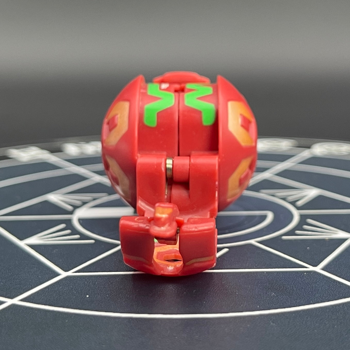 Pyrus Serpenoid B2 Green Pattern Bakugan Battle Brawlers