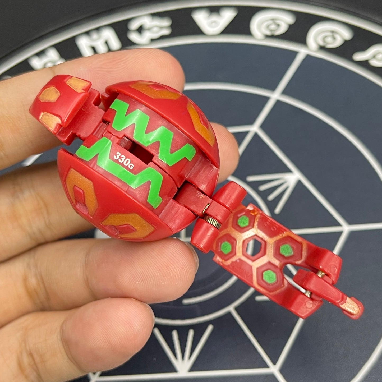 Pyrus Serpenoid B2 Green Pattern Bakugan Battle Brawlers