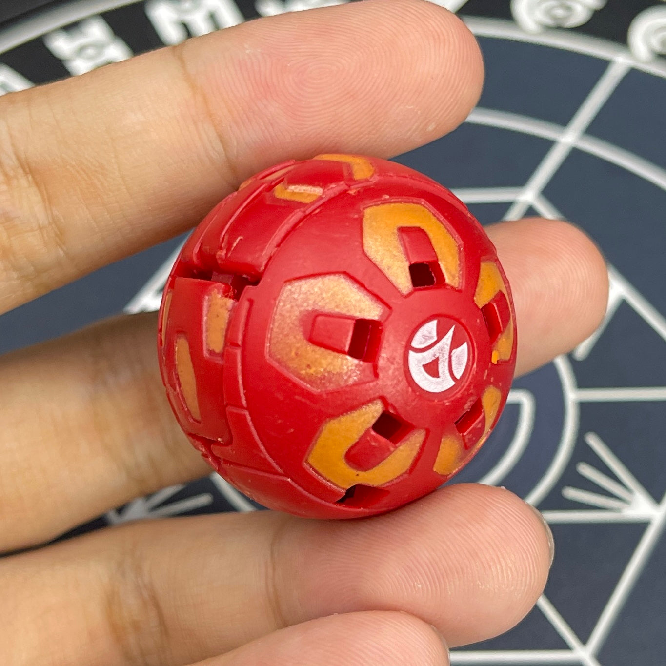 Pyrus Serpenoid B2 Yellow Pattern Bakugan Battle Brawlers