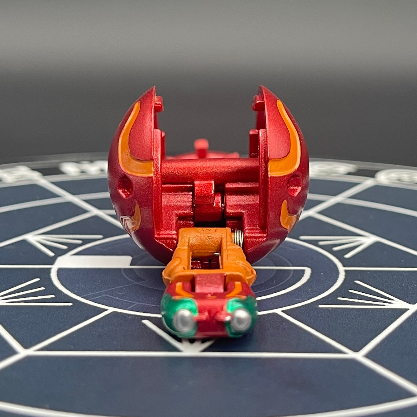 Pyrus Centipoid B2 Bakugan Battle Brawlers Has Been Repainted