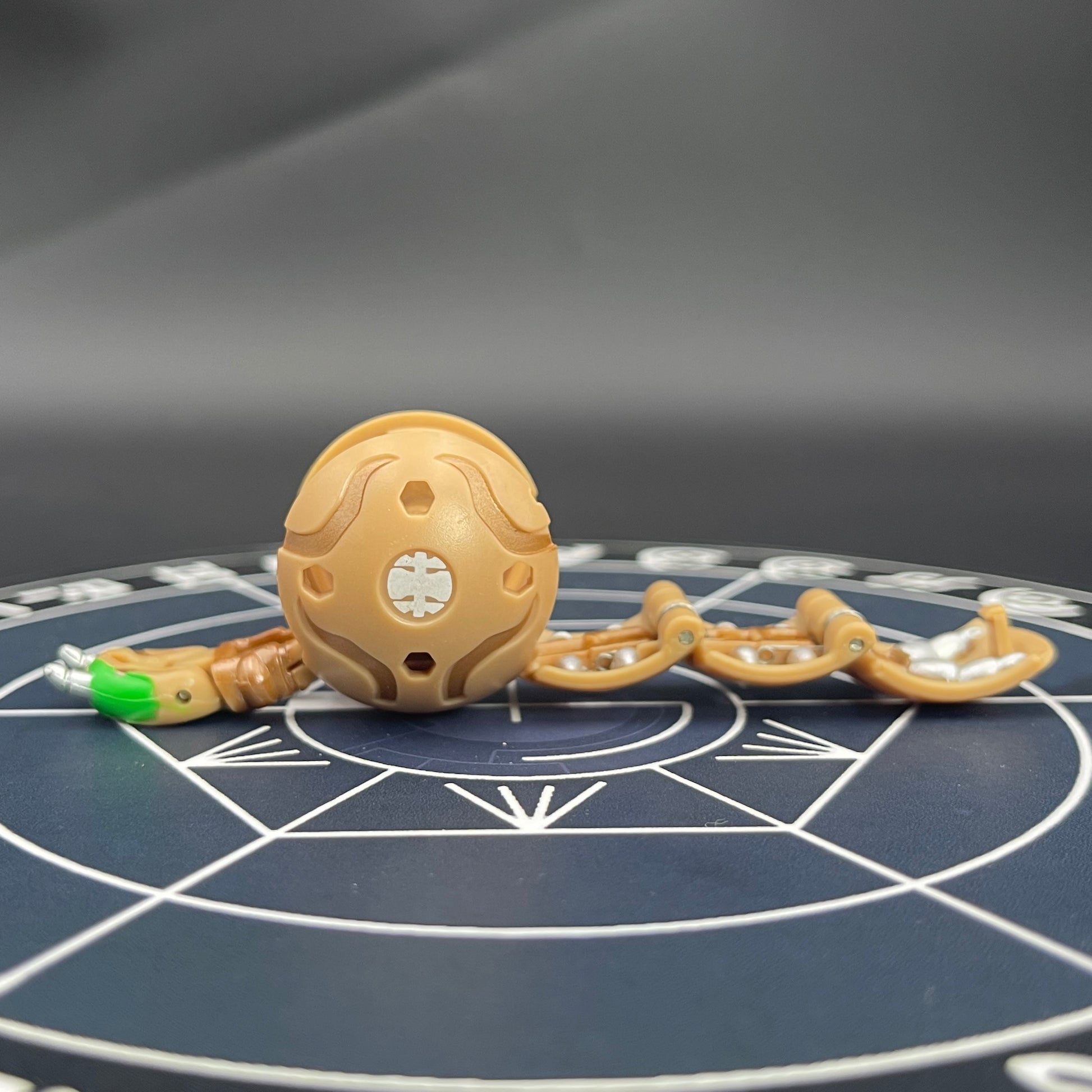 Subterra Centipoid B2 Bakugan Battle Brawlers