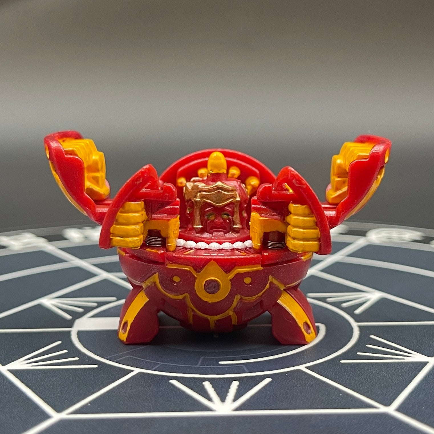 Pyrus Fourtress B2 Bakugan Battle Brawlers Paint Applied To Specific Parts Only