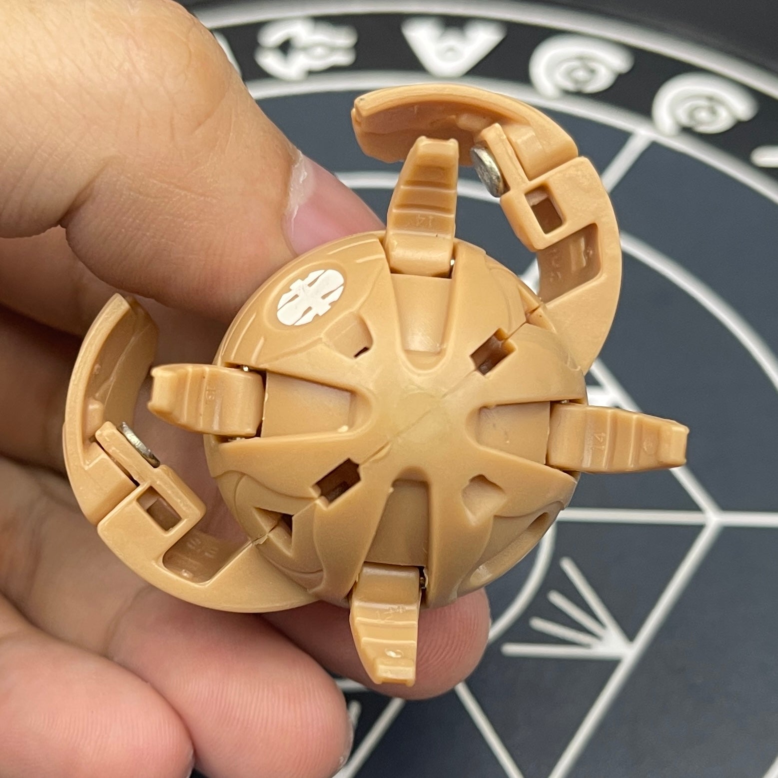 Subterra Terrorclaw B2 Bakugan Battle Brawlers