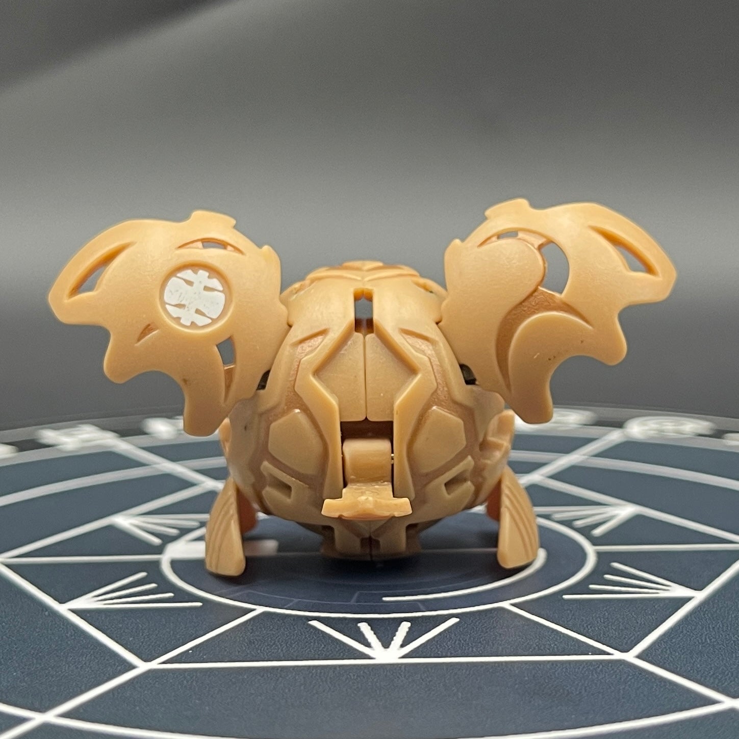 Subterra Tuskor B2 Bakugan Battle Brawlers