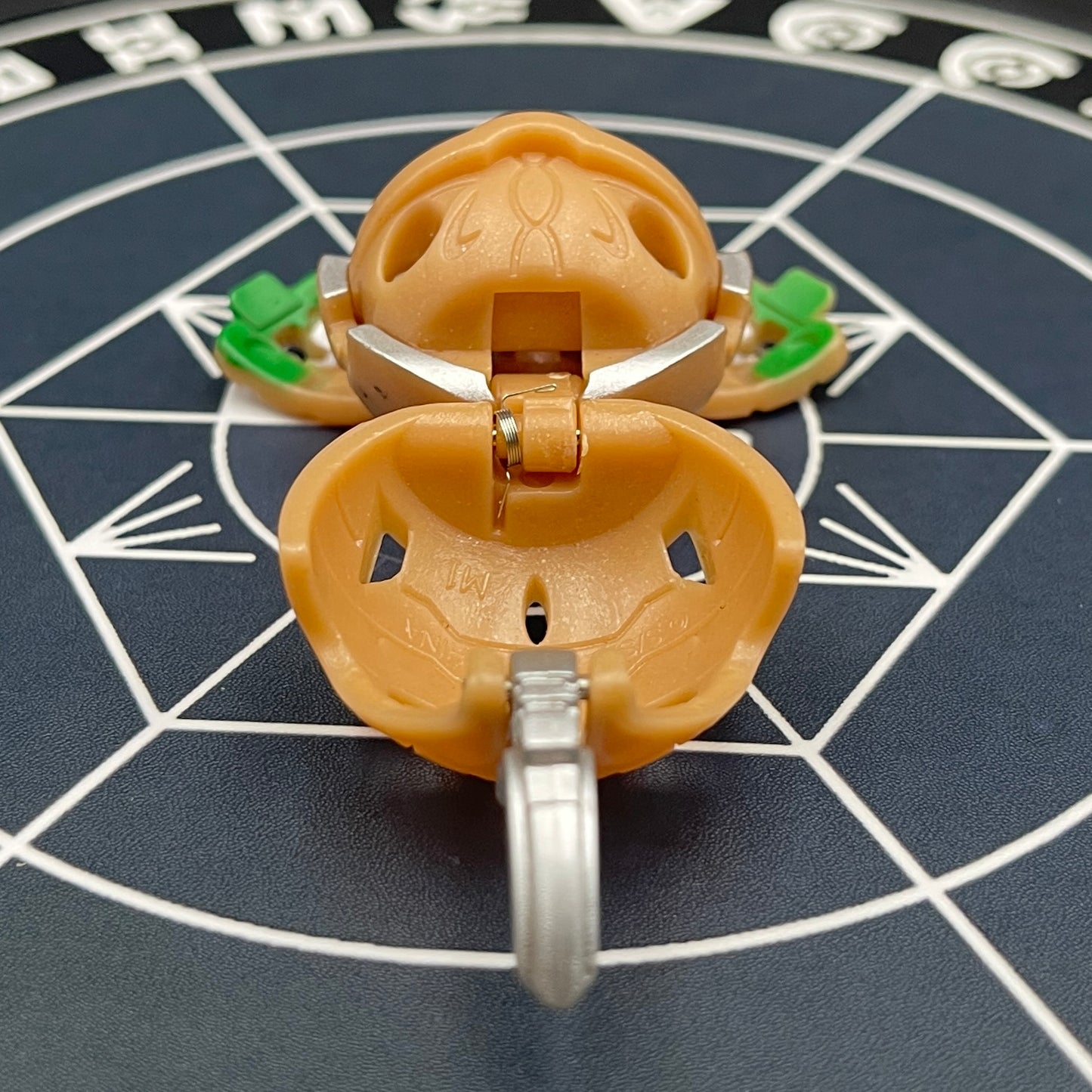 Subterra Stinglash B2 Ver.BakuFlip Bakugan Battle Brawlers